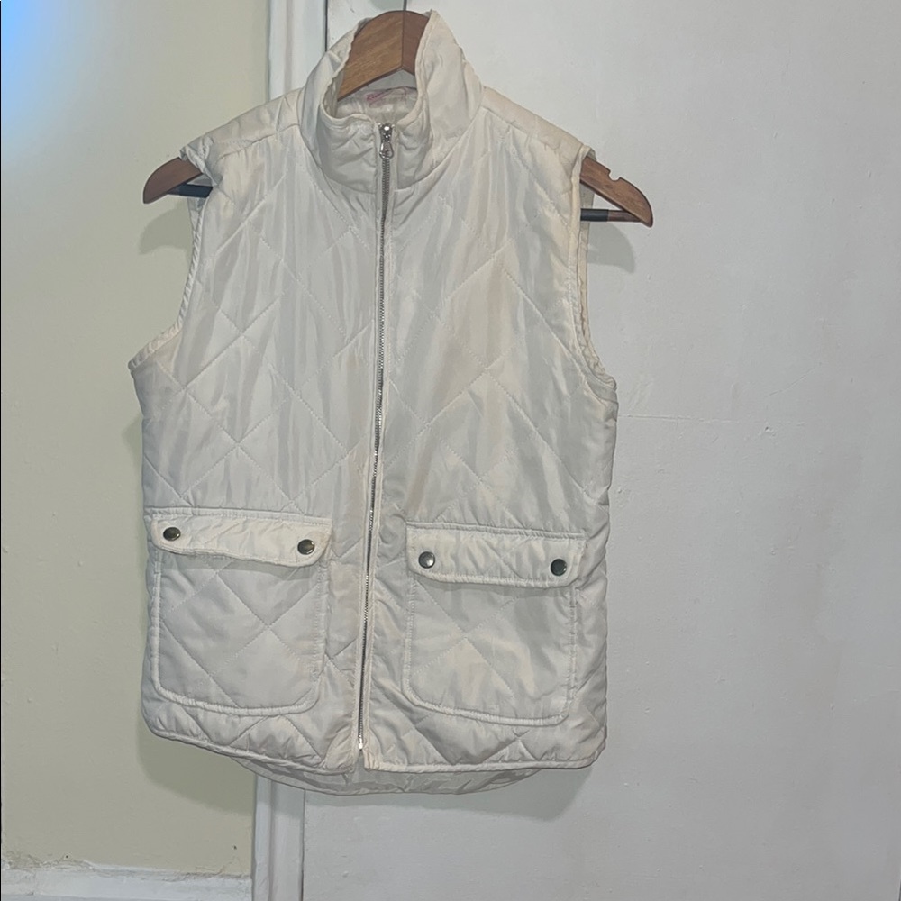 White Quilted Vest with Pockets River & Rose woman’s small